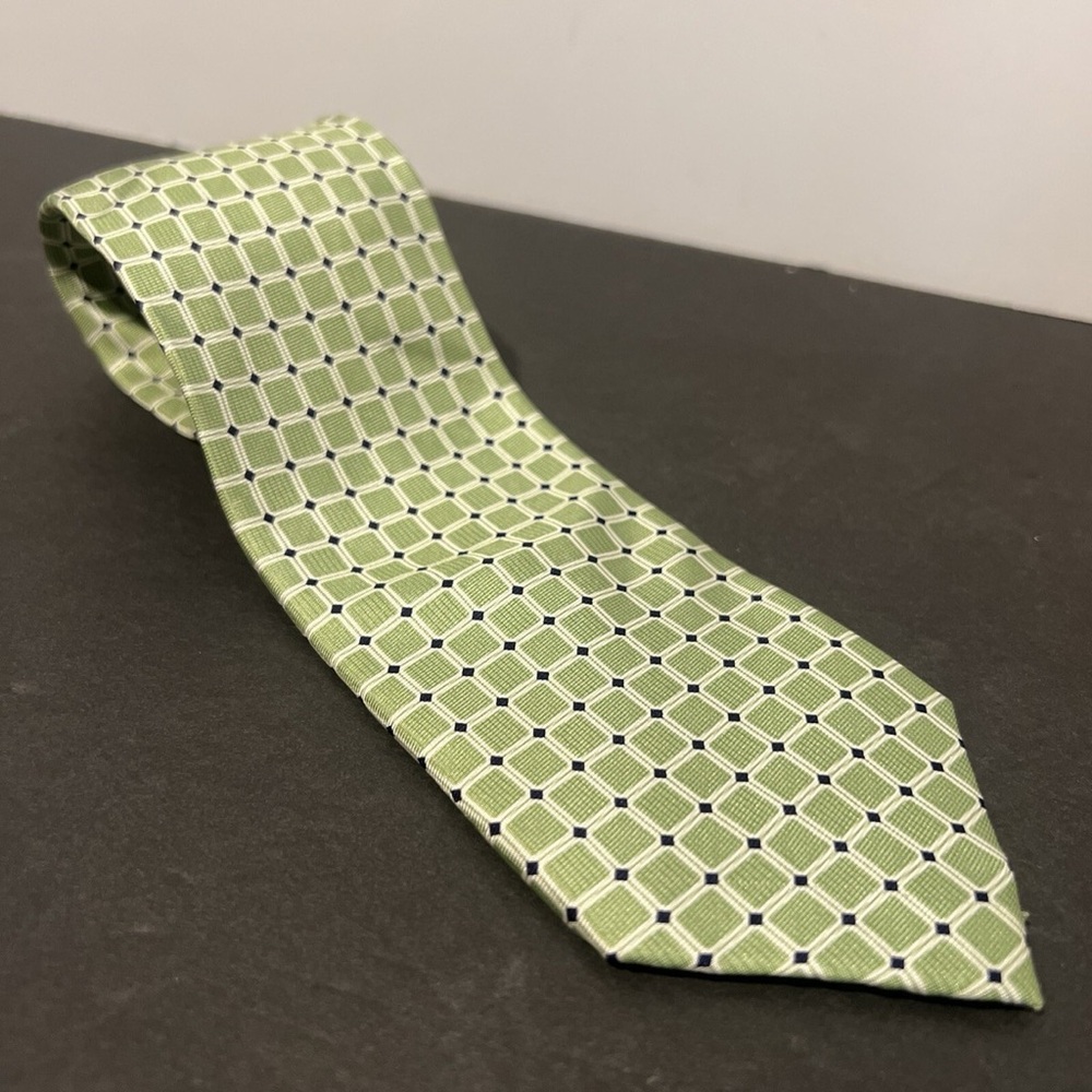 Chaps Lime Green & Navy Blue Square Pattern 💯 Silk Thin Tie